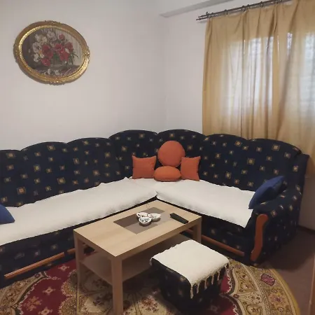 Am Apartman *